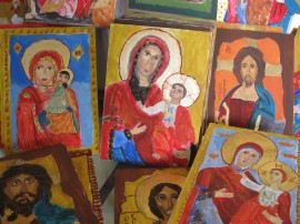 Децата на Арт линия рисуваха икони в навечерието на Великден