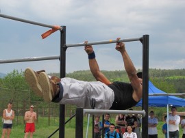  Видео: STREET WORKOUT   състезанието организирано от МЛАДЕЖИ ГЕРБ се превърна в спортен празник