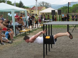  Видео: STREET WORKOUT   състезанието организирано от МЛАДЕЖИ ГЕРБ се превърна в спортен празник