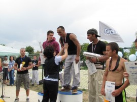  Видео: STREET WORKOUT   състезанието организирано от МЛАДЕЖИ ГЕРБ се превърна в спортен празник