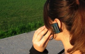 Крими: Откраднаха мобилния телефон на 14 годишно момиче / Новини от Казанлък