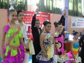 Турнирът по спортни танци организиран от клуб Роза стартира успешно за казанлъчани