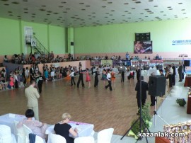 Турнирът по спортни танци организиран от клуб Роза стартира успешно за казанлъчани