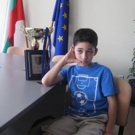 Кметът на община Казанлък поздрави световния шампион Цветан Стоянов / Новини от Казанлък