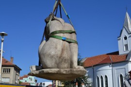 Голо тяло на Христо Песев вече е пред Галерията