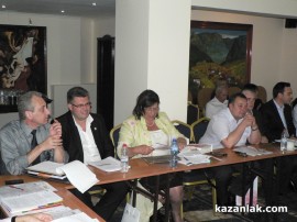 Заседанието на НСОРБ започна с подаръци за рождениците