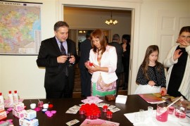 Посланик Меглена Плугчиева бе домакин на Ден на Казанлък в Берн