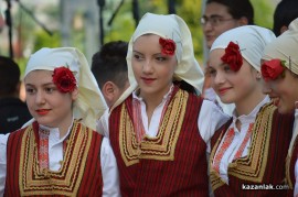 Международен фолклорен фестивал в центъра на Казанлък ВИДЕО
