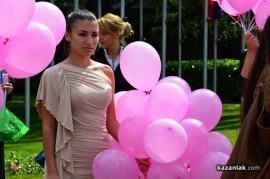 Знамето на Казанлък бе вдигнато при проливен дъжд. С началото на водосвета слънцето озари площад “Севтополис“