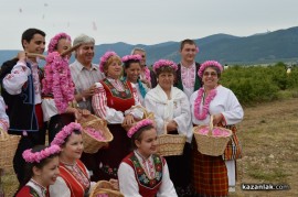 Хиляди гости присъстваха на спектакъла “Розобер“