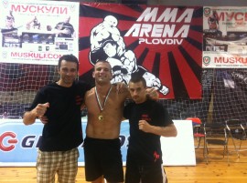  Видео: Тенчо Караенев спечели ММА турнир в Пловдив