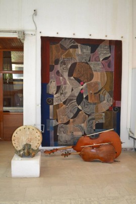 Гости от Кремона, Италия посрещна изложба на струнни инструменти в Казанлък