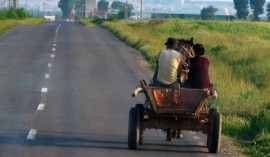 Крънчанин се удари с джипа си в каруца на републикански главен път / Новини от Казанлък