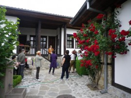 Журналисти и туроператори са дефилирали в Карнавалното шествие