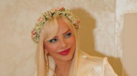 Чичолина се ароматизира с българска маслодайна роза / Новини от Казанлък