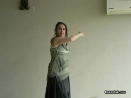 Испанска танцьорка на фламенко предпочита Казанлък и розите пред родината си