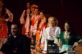 ЦАРИЦА НА ДОЛИНАТА НА РОЗИТЕ 2013 / 1