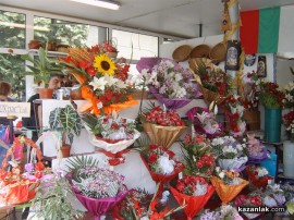 Цветарите на пазара са вече в нов светъл павилион