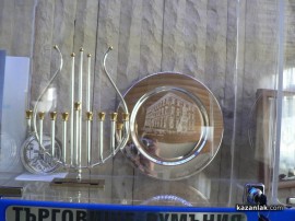 Предмети от различни градове по света могат да се видят в Казанлък