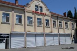 Пожарните в областта разпродават на търг моторни превозни средства / Новини от Казанлък