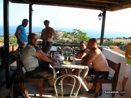 Казанлъчани с призово класиране в най-екстремното мото-състезание