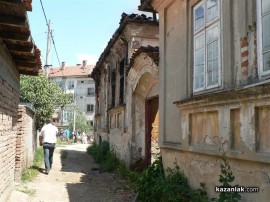 ВИДЕО: Голям пожар в центъра на Казанлък