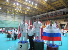 Казанлъшки каратист спечели вицешампионска титла на Световното първенство / Новини от Казанлък