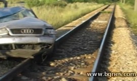 Руснак е шофирал Аудито, което блокира ж.п. линията до Николаево / Новини от Казанлък