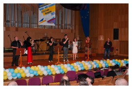 Казанлъшкият фризьор Стенли и група „Камертон“ плениха почитателите на музиката в Пазарджик