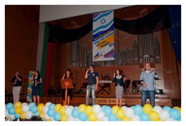 Казанлъшкият фризьор Стенли и група „Камертон“ плениха почитателите на музиката в Пазарджик