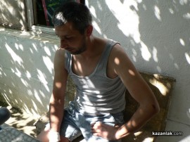 Видео: Пострадалият от нападение на роми в Бузовград застана пред камера