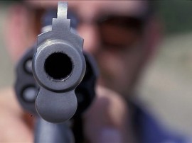 27-годишен крънчанин стреля по таксиметров шофьор в Казанлък / Новини от Казанлък