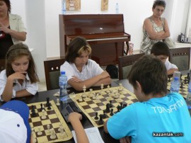 Видео: Шампион на Русия участва в шахматния двубой между клубовете от Казанлък и Толияти