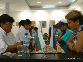 Видео: Шампион на Русия участва в шахматния двубой между клубовете от Казанлък и Толияти