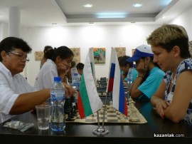 Видео: Шампион на Русия участва в шахматния двубой между клубовете от Казанлък и Толияти