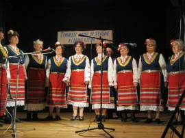 Дружество „Тракия” при НЧ „Възродена Искра – 2000” също с отличие от „Богородична стъпка“ / Новини от Казанлък