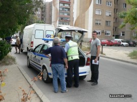 Видео: „Дъжд“ от пари предизвика катастрофа в Казанлък