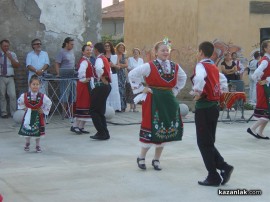 Откриха новия безплатен паркинг зад пазара
