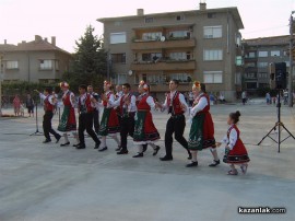 Откриха новия безплатен паркинг зад пазара