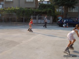 Откриха новия безплатен паркинг зад пазара