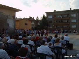 Откриха новия безплатен паркинг зад пазара