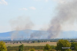 Видео и снимки: Пожар близо до Тулово