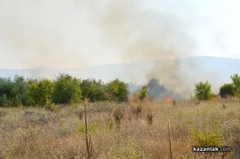 Видео и снимки: Пожар близо до Тулово