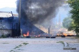 Видео: Пожар на метри от Арсенал