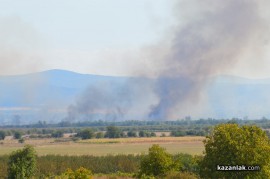 Видео и снимки: Пожар близо до Тулово