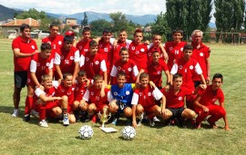 Децата на “Арсенал 2000“ спечелиха турнир в Гурково / Новини от Казанлък