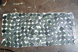 Заловиха казанлъчанин с иманярски находки / Новини от Казанлък