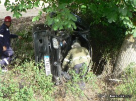 Видео: Тежка катастрофа с пострадали на метри от Казанлък