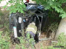 Видео: Тежка катастрофа с пострадали на метри от Казанлък