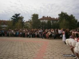 Видео: Първия учебен ден в ОУ „Паисий Хилендарски“